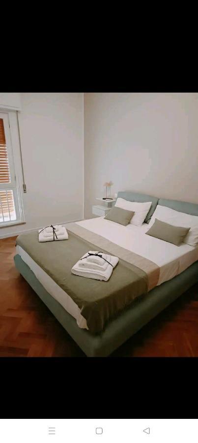 Casa Vacanze Monroe Palermo Buitenkant foto